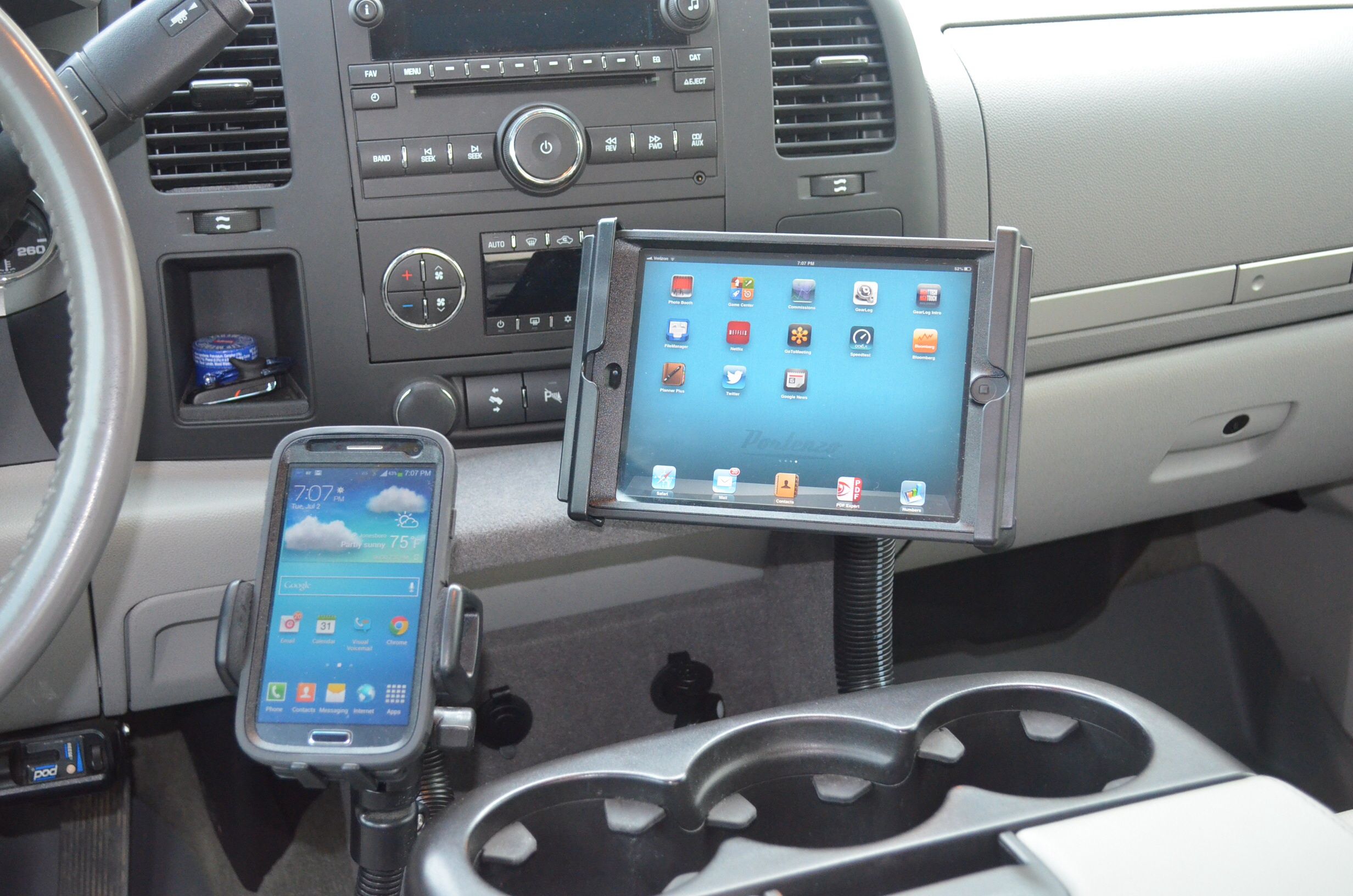 iPad Mini in my GMC Sierra Gallery Article